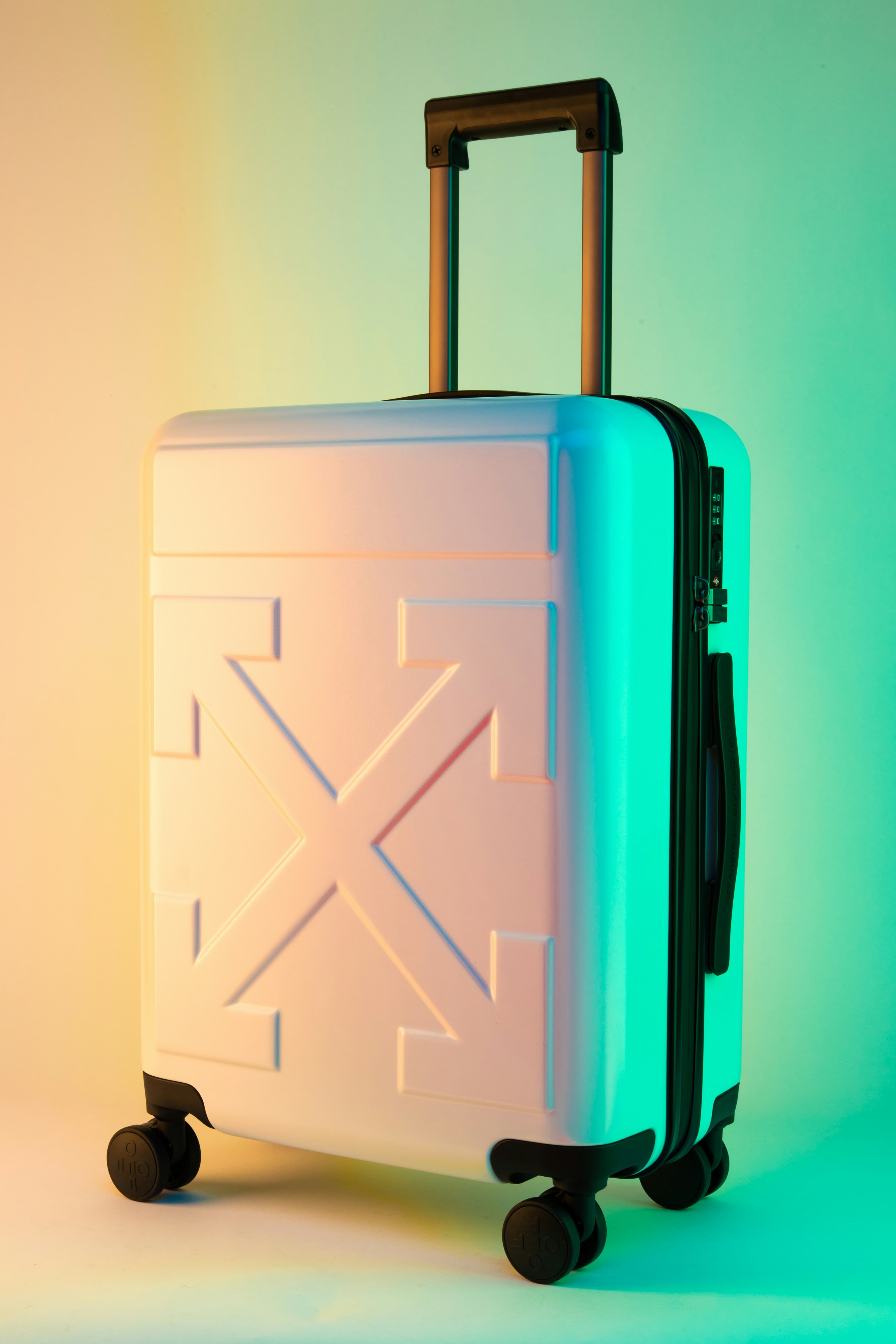 Away The Bigger Carry-On