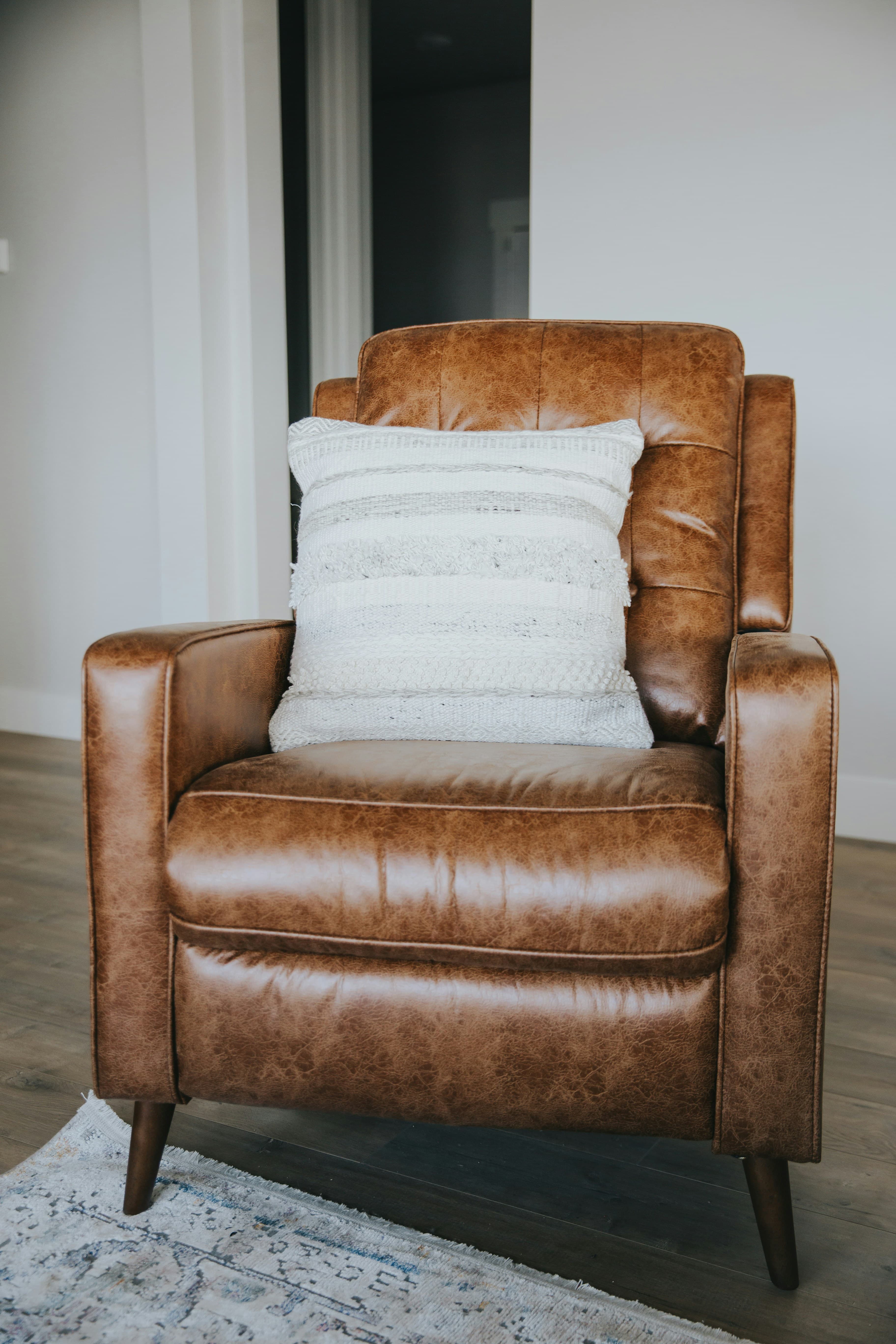 Best Leather Recliners