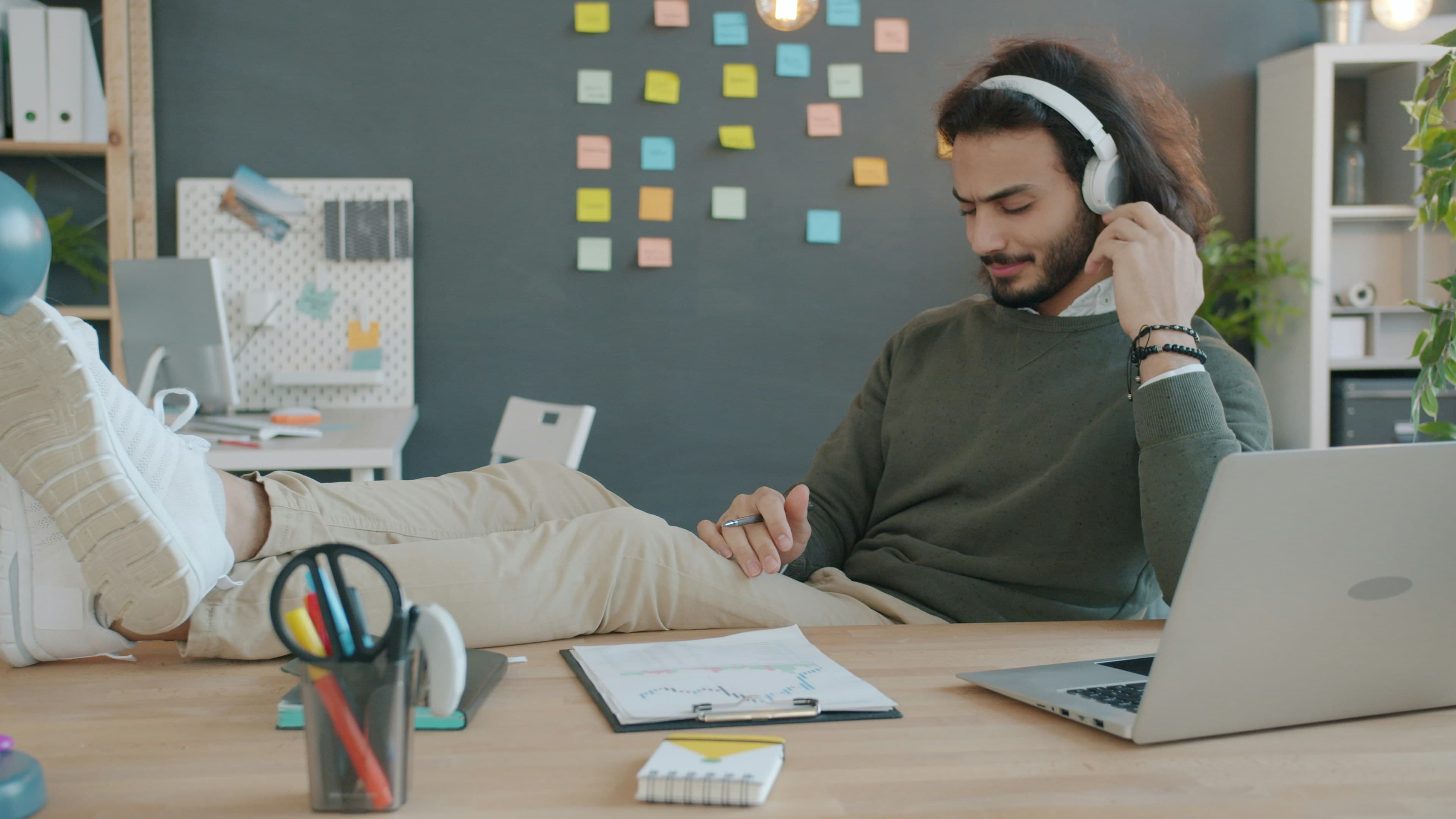 Best Noise-Cancelling Headphones